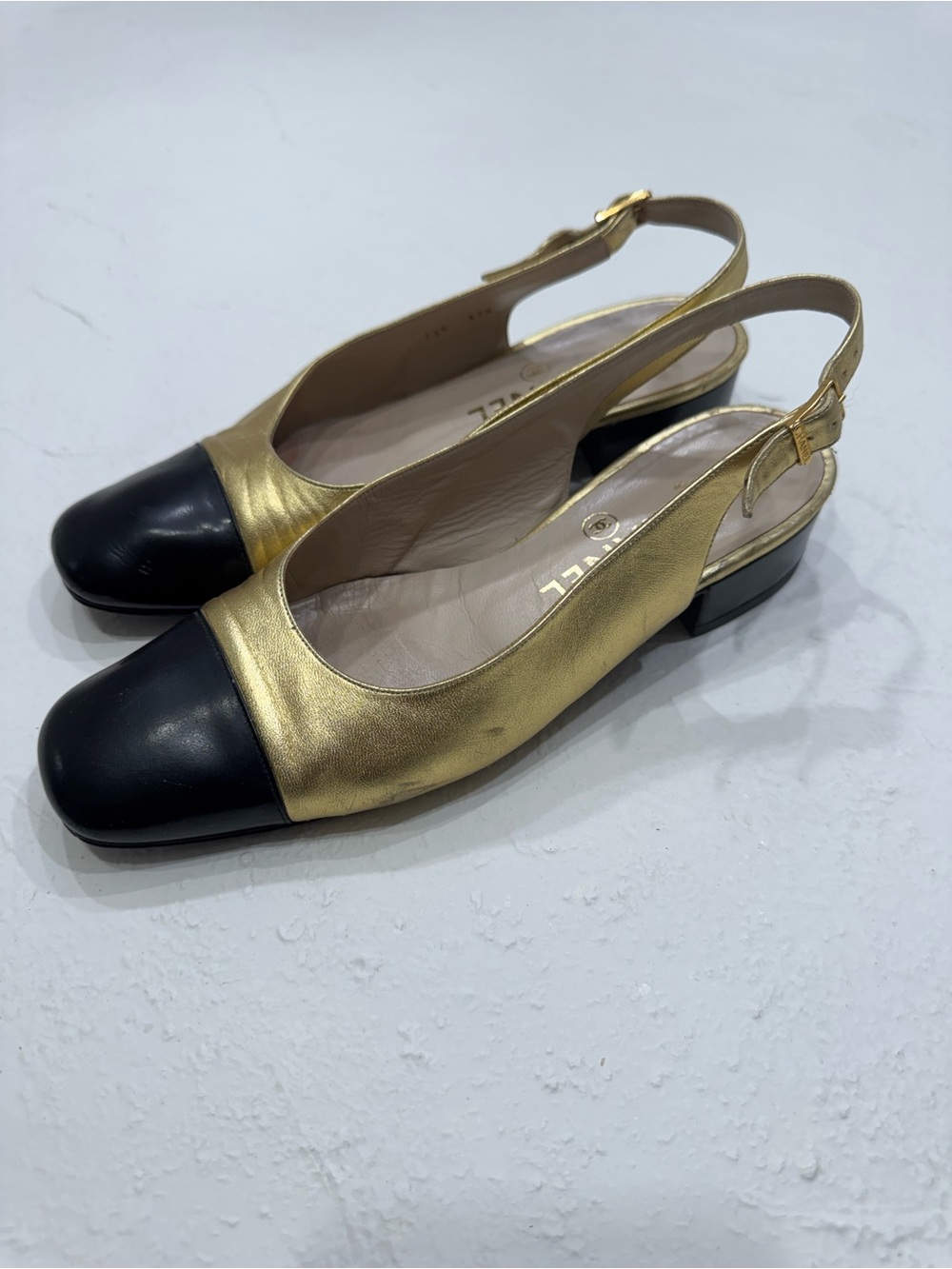Chanel gold and black sling back ballet flats - Picture 4 of 6
